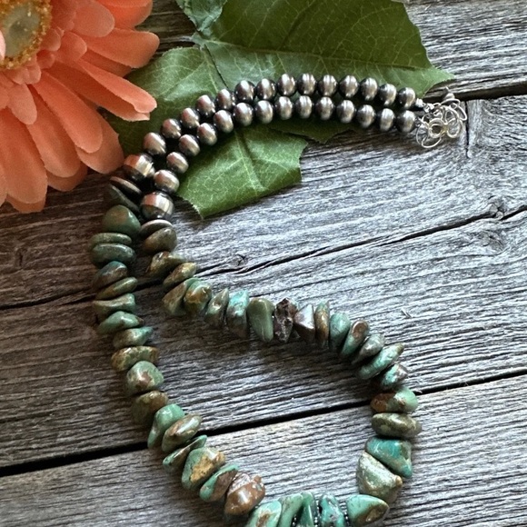 Sterling Silver Green Turquoise Nuggets Bead Necklace. 18 inch - Picture 12 of 12